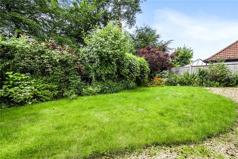 4 Caerleon Close, Hindhead, GU26 6PL