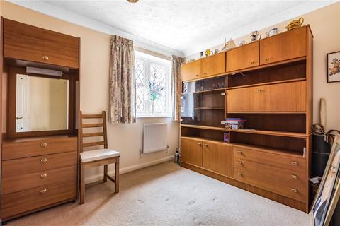 4 Caerleon Close, Hindhead, GU26 6PL