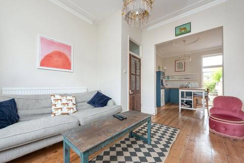 94a Ashburnham Road, London, NW10 5SE