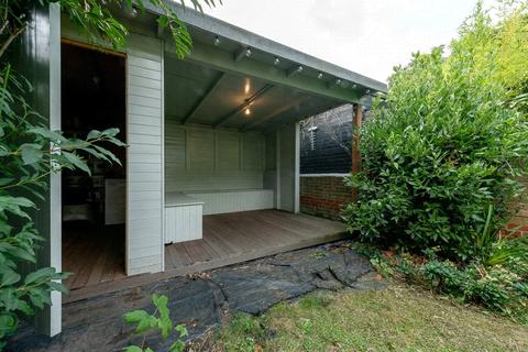 94a Ashburnham Road, London, NW10 5SE