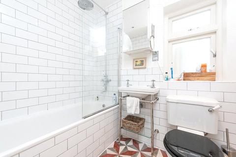 94a Ashburnham Road, London, NW10 5SE