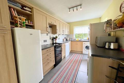 5 Brierley Close, Dunstable, LU6 3NB