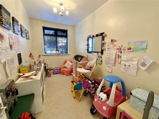 Playroom/office