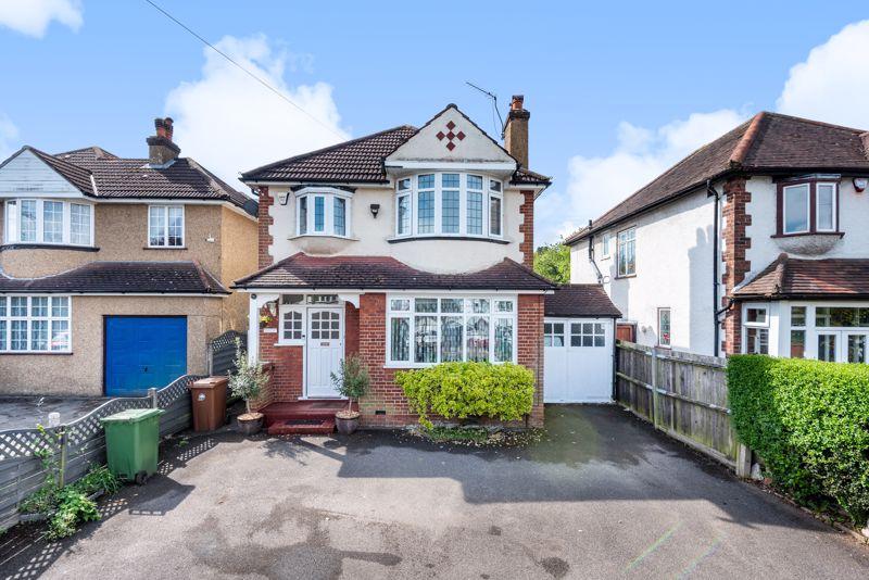 East Drive, Carshalton Beeches 3 bed detached house £725,000
