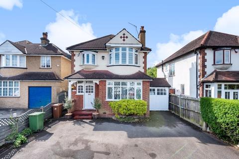 53 East Drive, Carshalton, SM5 4PA