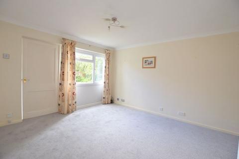 20 Beeton Close, Pinner, HA5 4NZ