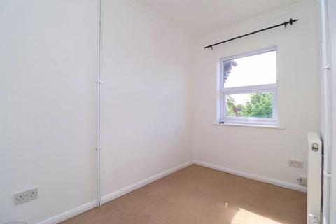 2 bedroom terraced house to rent, Cornflower Road, Gloucester