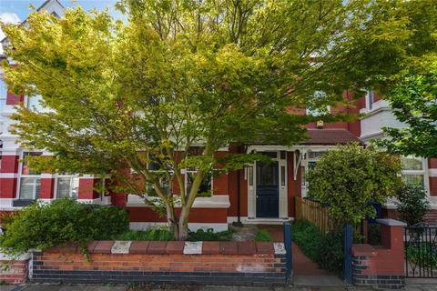 21 Westbourne Avenue, London, W3 6JL