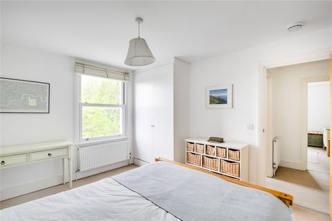 49b Culvert Road, London, SW11 5AU