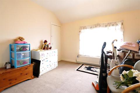 23 Chestnut Road, Dartford, DA1 2LB