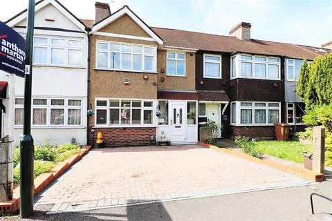 18 Park Mead, Sidcup, DA15 9PE