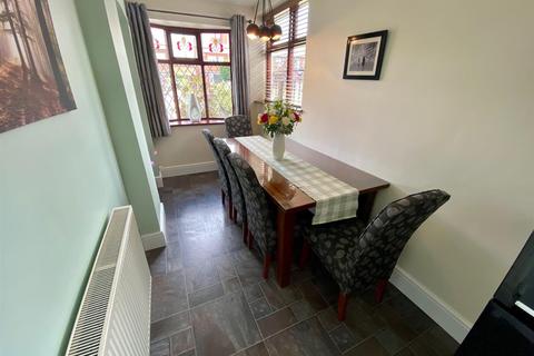 145 Heanor Road, Ilkeston, DE7 8TA