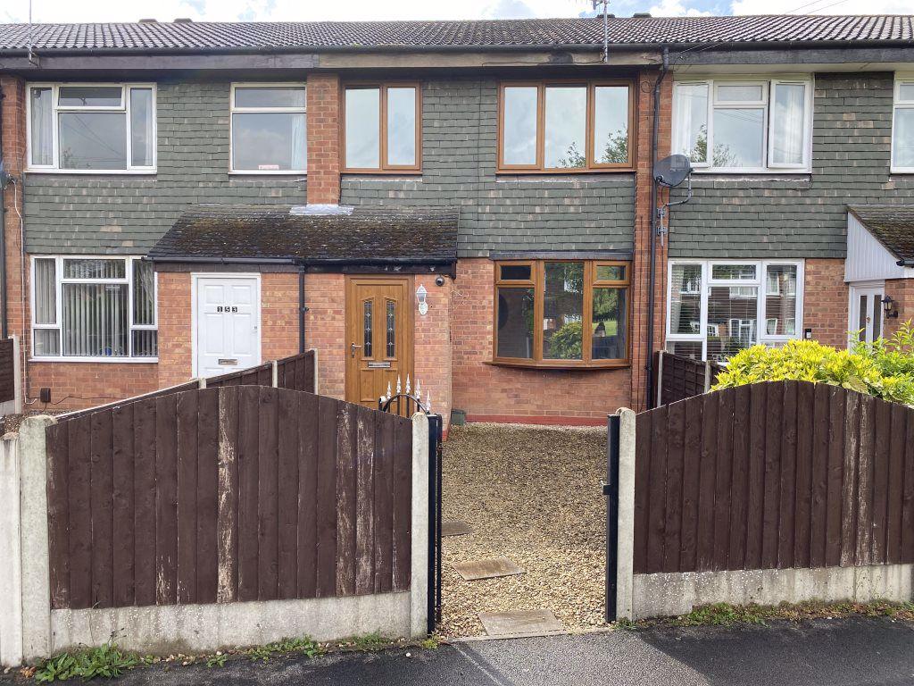 Bromley Lane, Kingswinford 3 bed terraced house £720 pcm (£166 pw)