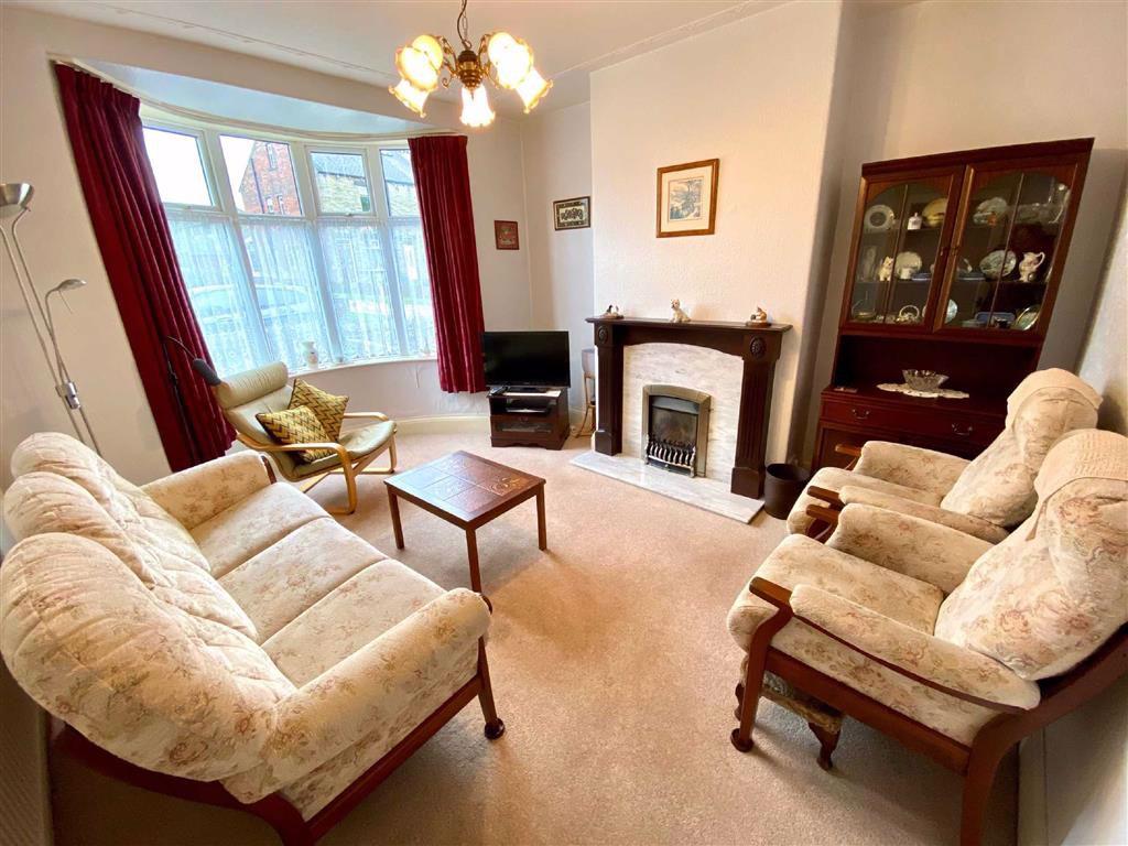 Lidgett Lane, Skelmanthorpe, Huddersfield, HD8 3 bed semidetached