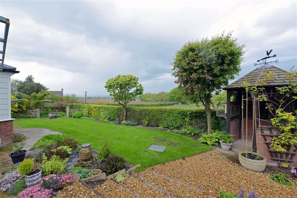 Plealey, Pontesbury, Shrewsbury... 3 bed detached house £495,000