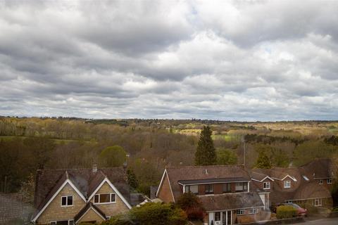 15 Bramble Mead, Balcombe, Haywards Heath, RH17 6HU