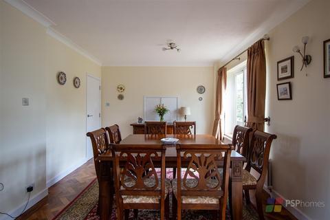 15 Bramble Mead, Balcombe, Haywards Heath, RH17 6HU