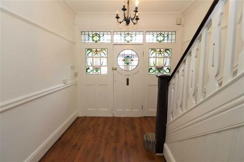 43 College Road, Manchester, M16 8EJ