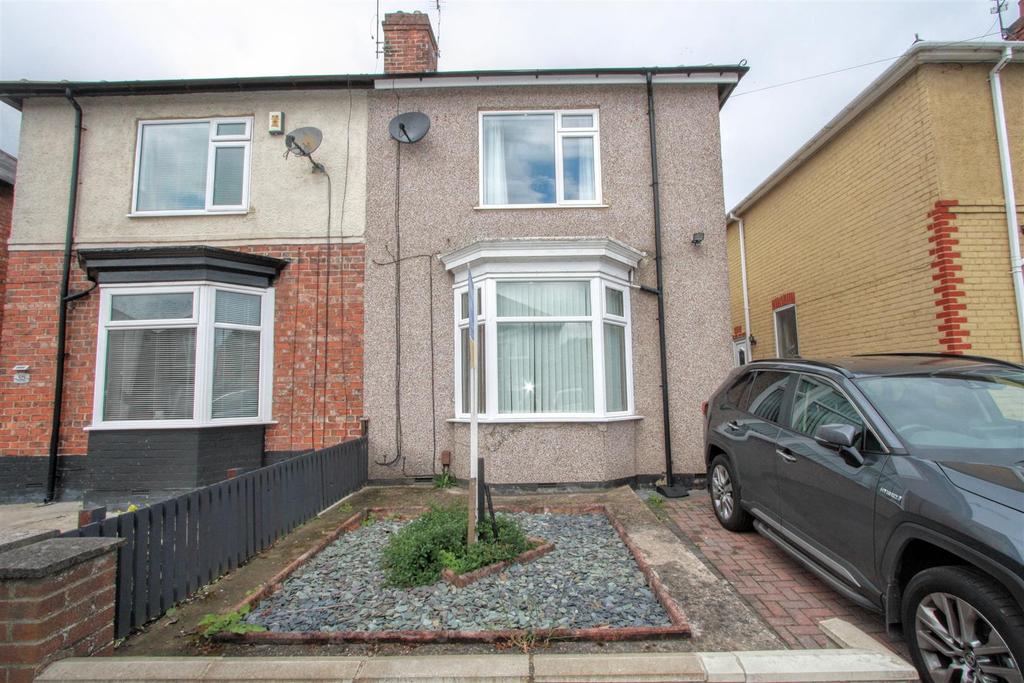 Davison Road, Darlington 3 bed semidetached house £650 pcm (£150 pw)