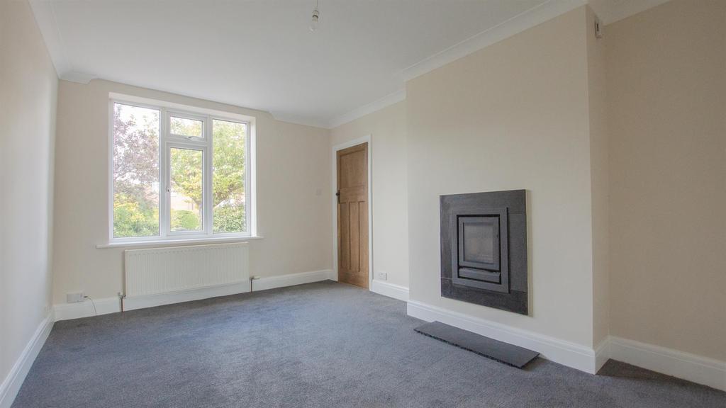 Hamilton Drive, York, YO24 4JP 2 bed semidetached house £995 pcm (£