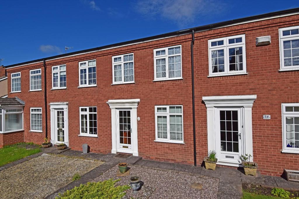 13 Church Road, Droitwich... 2 bed terraced house £230,000