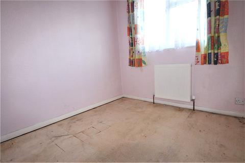 37 The Oval, Wood Street Village, Guildford, GU3 3DL