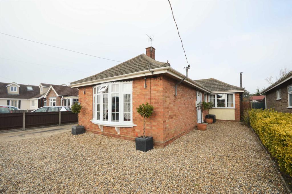 Grove Avenue, Norwich 3 bed detached bungalow £350,000