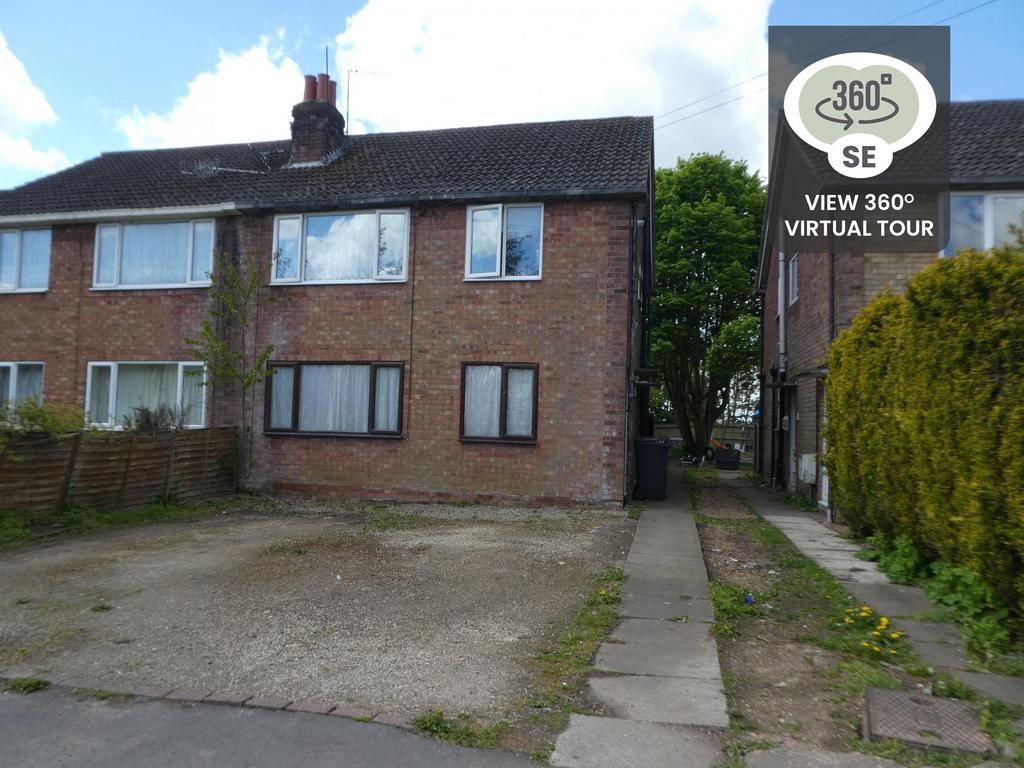 Tudor Road, Camp Hill, NUNEATON, CV10 2 bed for sale £62,500
