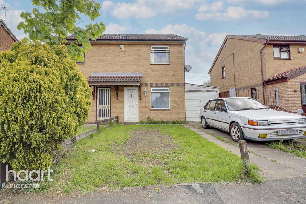 Trevino Drive, Leicester 2 bed semidetached house £210,000