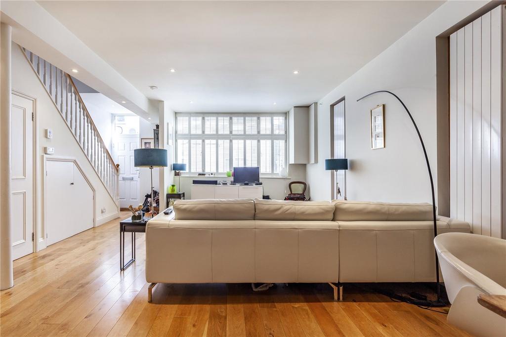 Blackstock Mews., London, N4 3 bed terraced house £995,000