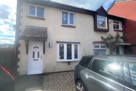 3 bedroom end of terrace house to rent, Moraunt Close, Gosport, Hampshire, PO12