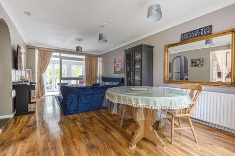 16 West Oak, Beckenham, BR3 5EZ