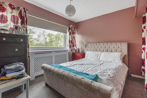 16 West Oak, Beckenham, BR3 5EZ