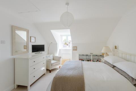 16 Cambridge Place, Cambridge, CB2 1NS