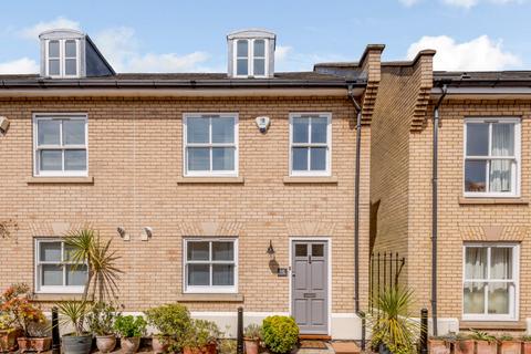 16 Cambridge Place, Cambridge, CB2 1NS