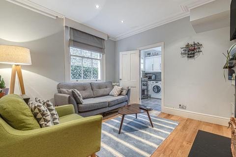 49 Avarn Road, London, SW17 9HB