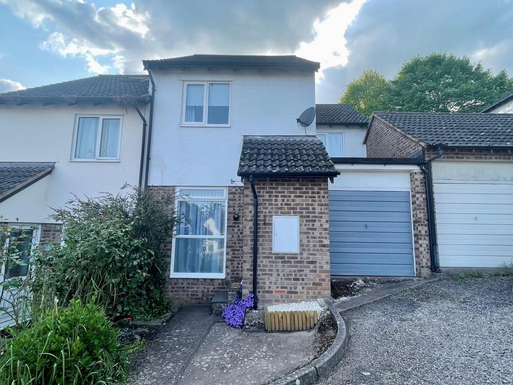 Palmerston Drive, Exwick, EX4 3 bed terraced house for sale £270,000