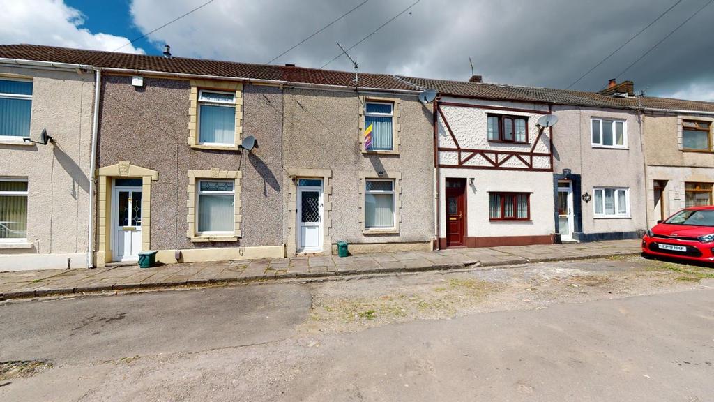 Hosea Row, Landore, Swansea, SA1 2PF 3 bed terraced house £55,000