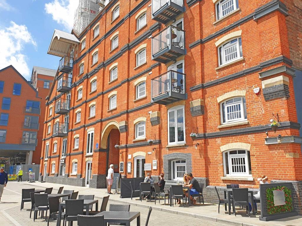 The Shamrock, Ipswich 2 bed apartment £1,050 pcm (£242 pw)