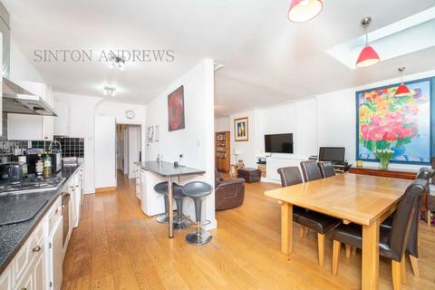 10 Ainsdale Road, London, W5 1JX