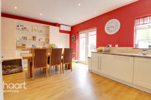 36 Norman Road, Hornchurch, RM11 1LN