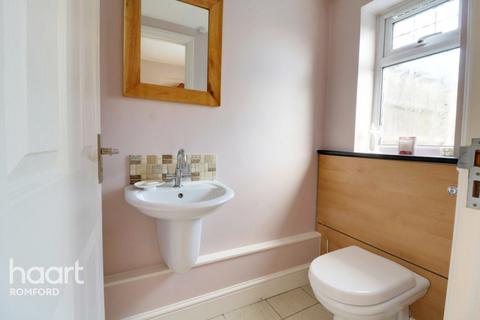 36 Norman Road, Hornchurch, RM11 1LN