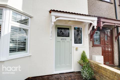 36 Norman Road, Hornchurch, RM11 1LN