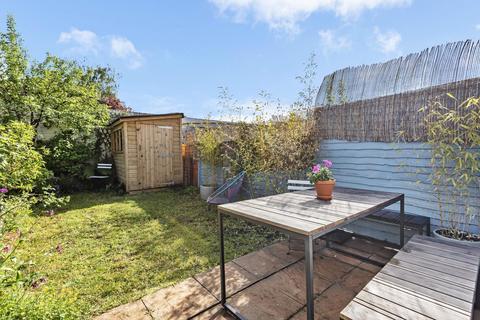 62 Stanley Gardens Road, Teddington, TW11 8SZ