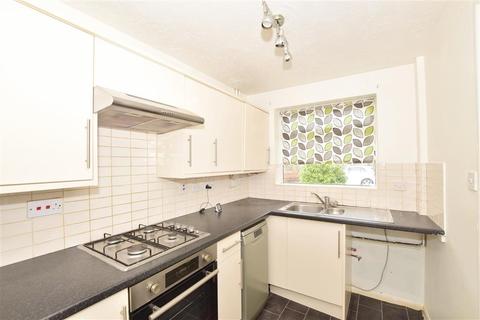 6 Winnet Way, Southwater, Horsham, RH13 9TB
