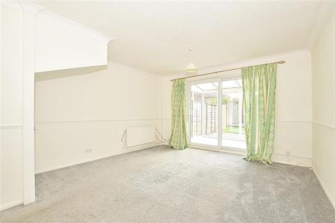 6 Winnet Way, Southwater, Horsham, RH13 9TB