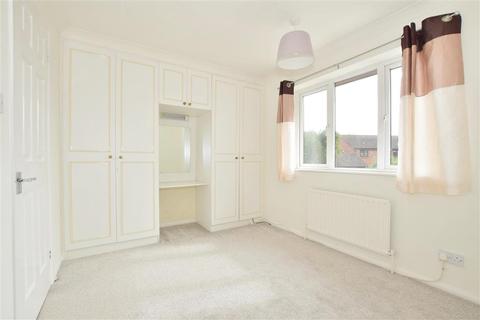 6 Winnet Way, Southwater, Horsham, RH13 9TB