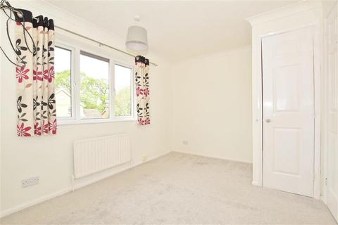 6 Winnet Way, Southwater, Horsham, RH13 9TB