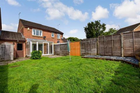 6 Winnet Way, Southwater, Horsham, RH13 9TB