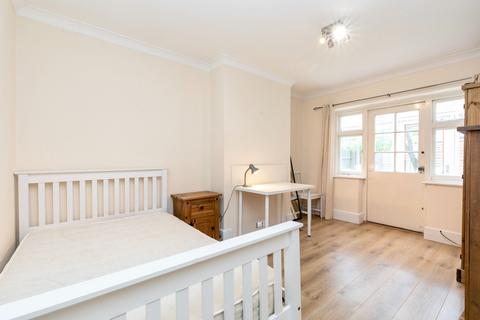 undefined, Aldershot Road, Guildford